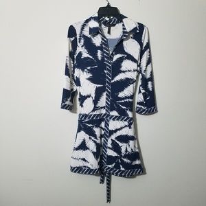 BCBG MAXAZRIA DRESS PRE OWNED